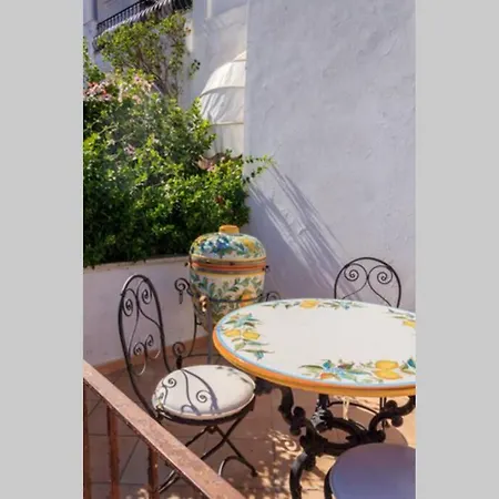 Casa La Rosa Апартаменты *