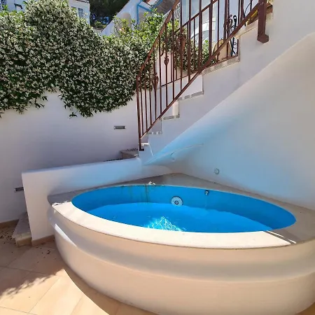 Casa La Rosa Апартаменты Капри